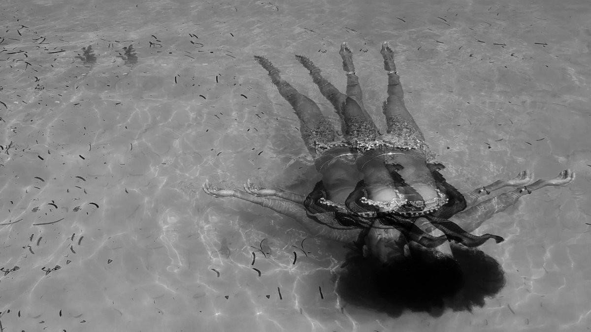 THE SPACE BETWEEN THINGS introspective art exhibition by Phoebe Boswell